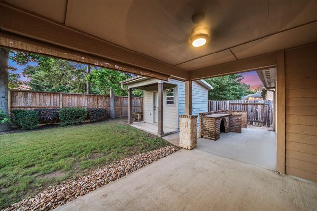 961 Wannan Lane, Conroe, TX 77301