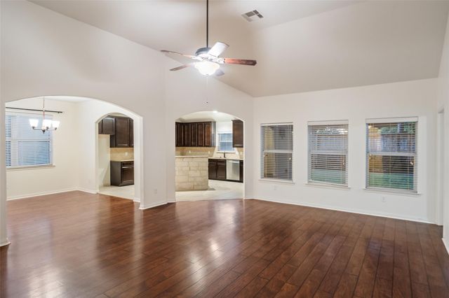 961 Wannan Lane, Conroe, TX 77301