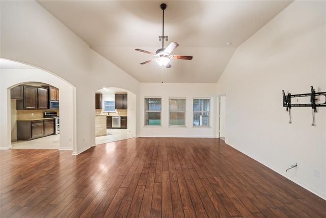 961 Wannan Lane, Conroe, TX 77301