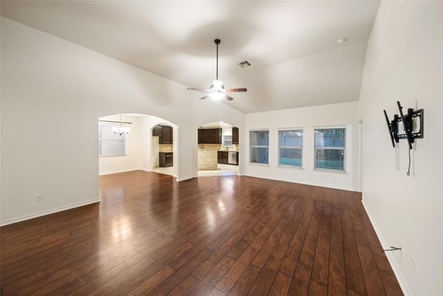 961 Wannan Lane, Conroe, TX 77301