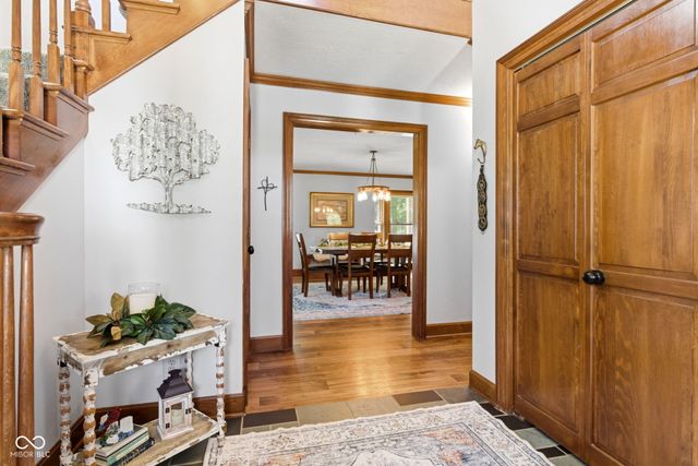 4462 S 600 Road W, New Palestine, IN 46163