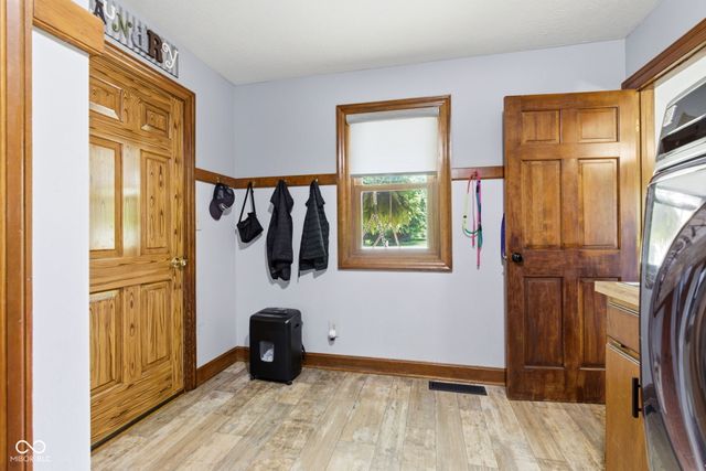4462 S 600 Road W, New Palestine, IN 46163