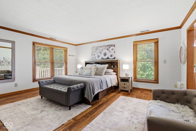 4462 S 600 Road W, New Palestine, IN 46163