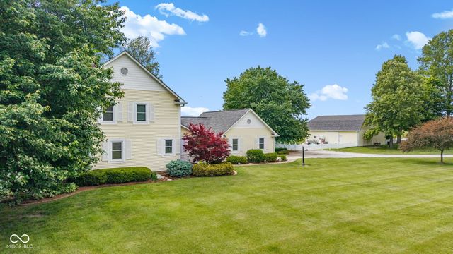 4462 S 600 Road W, New Palestine, IN 46163
