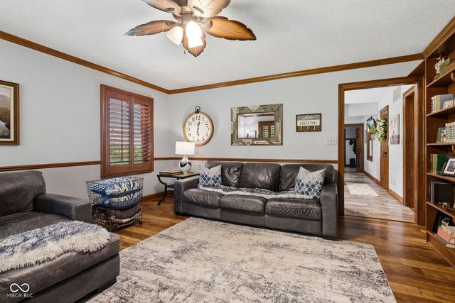 4462 S 600 Road W, New Palestine, IN 46163