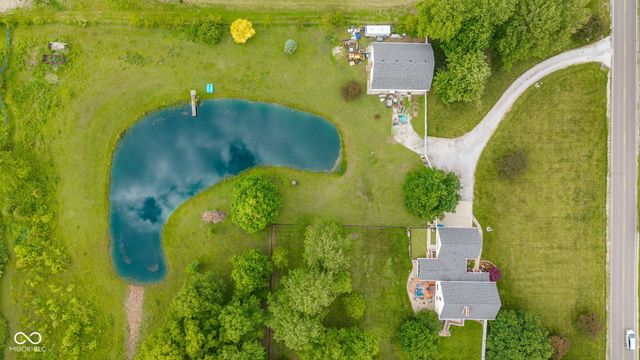 4462 S 600 Road W, New Palestine, IN 46163