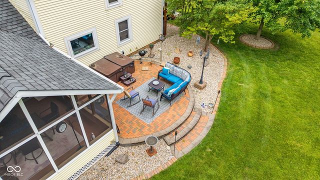 4462 S 600 Road W, New Palestine, IN 46163
