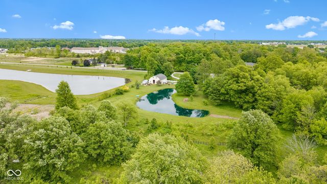 4462 S 600 Road W, New Palestine, IN 46163