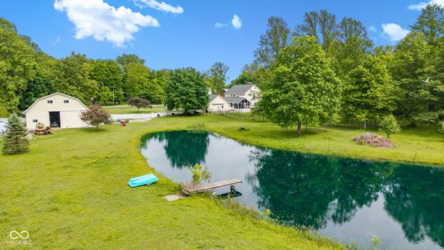 4462 S 600 Road W, New Palestine, IN 46163