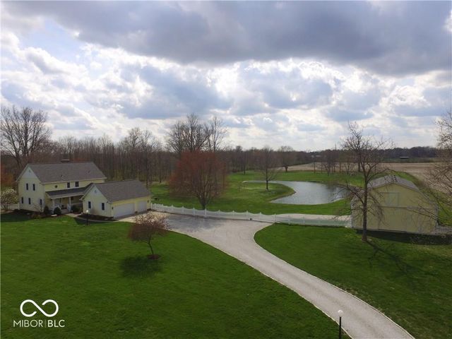 4462 S 600 Road W, New Palestine, IN 46163