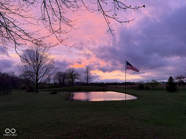 4462 S 600 Road W, New Palestine, IN 46163