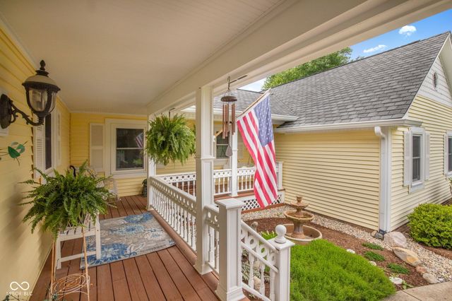 4462 S 600 Road W, New Palestine, IN 46163