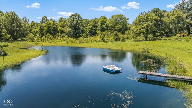 4462 S 600 Road W, New Palestine, IN 46163