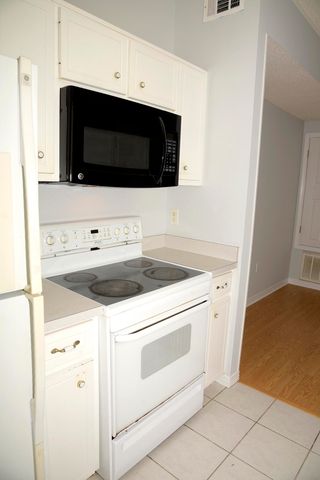 1501 N Partin Drive APT 217, Niceville, FL 32578