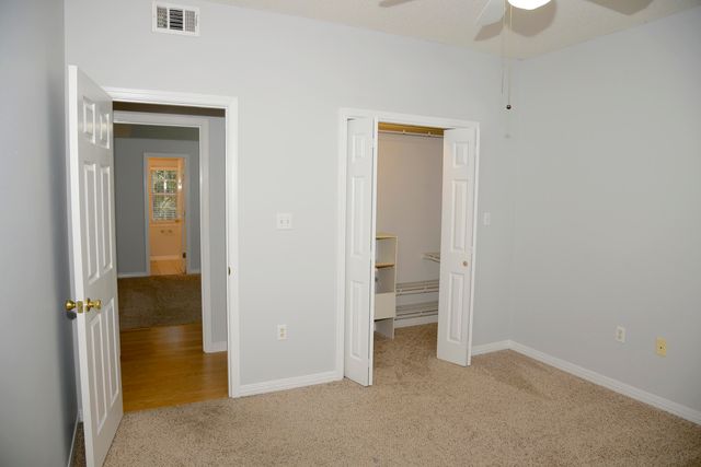 1501 N Partin Drive APT 217, Niceville, FL 32578