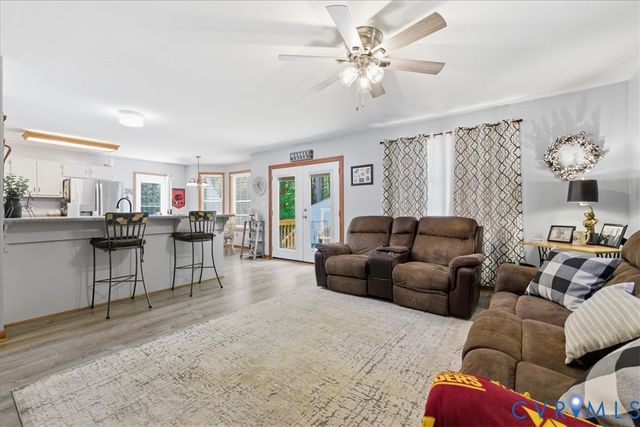 5468 Midway Rd, Dinwiddie, VA 23833