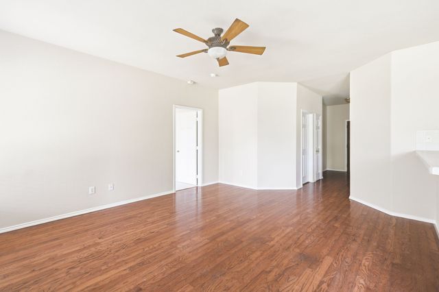 8428 Sonnet Drive, Mckinney, TX 75071