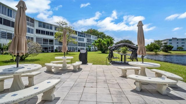 3087 Newport S 3087, Deerfield Beach, FL 33442