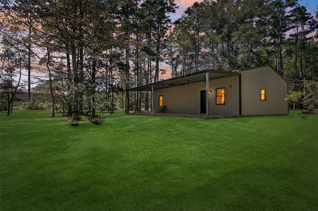 131 Oaklane Drive, Hemphill, TX 75948