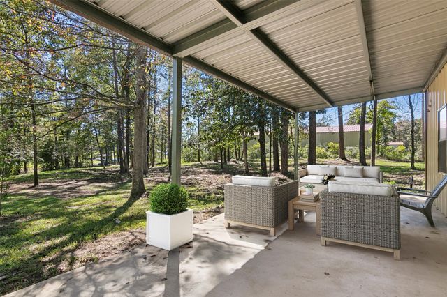 131 Oaklane Drive, Hemphill, TX 75948