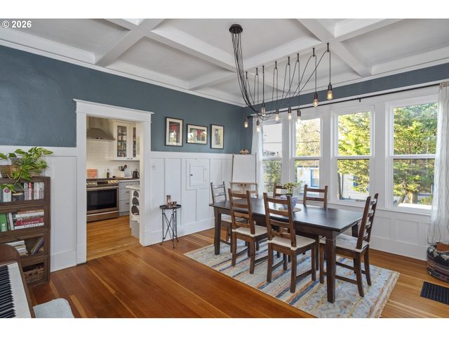 5275 Ne 18TH Ave, Portland, OR 97211