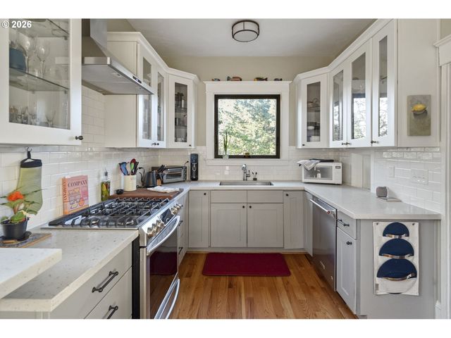 5275 Ne 18TH Ave, Portland, OR 97211