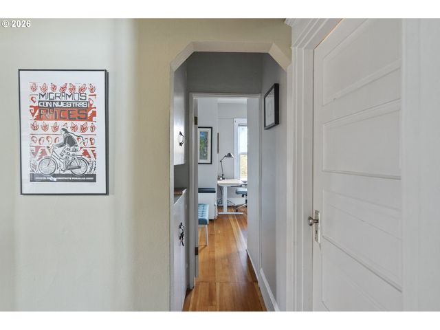 5275 Ne 18TH Ave, Portland, OR 97211