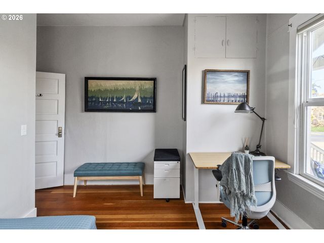 5275 Ne 18TH Ave, Portland, OR 97211