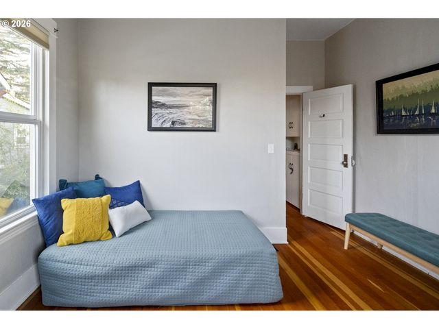 5275 Ne 18TH Ave, Portland, OR 97211