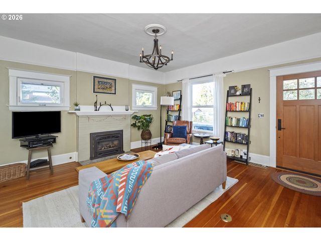 5275 Ne 18TH Ave, Portland, OR 97211