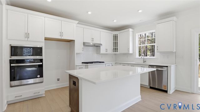 7500 Silver Ash Ave, Henrico, VA 23231