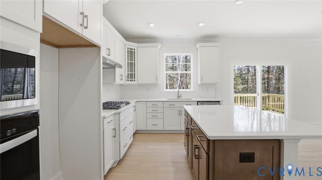 7500 Silver Ash Ave, Henrico, VA 23231