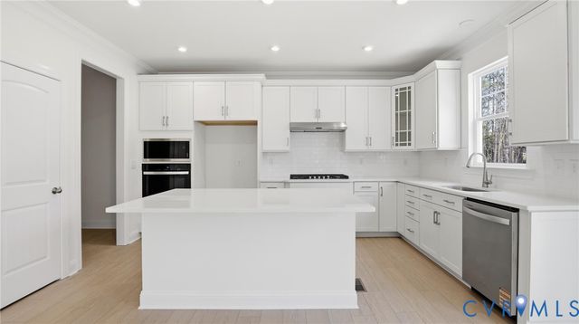 7500 Silver Ash Ave, Henrico, VA 23231