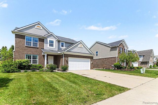 7558 Abigail Dr, Ypsilanti, MI 48198