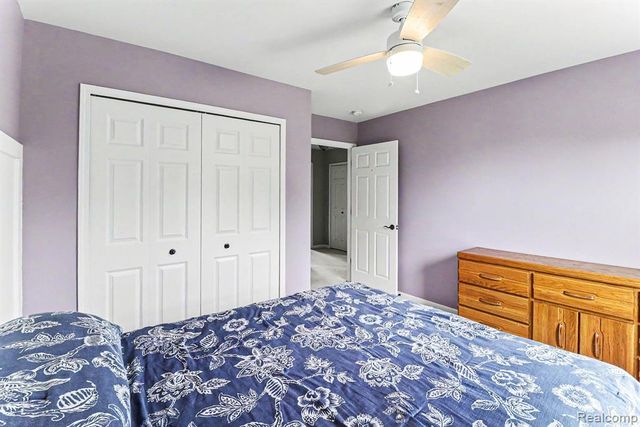 7558 Abigail Dr, Ypsilanti, MI 48198