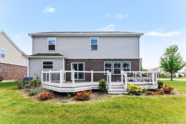 7558 Abigail Dr, Ypsilanti, MI 48198