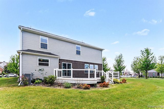 7558 Abigail Dr, Ypsilanti, MI 48198