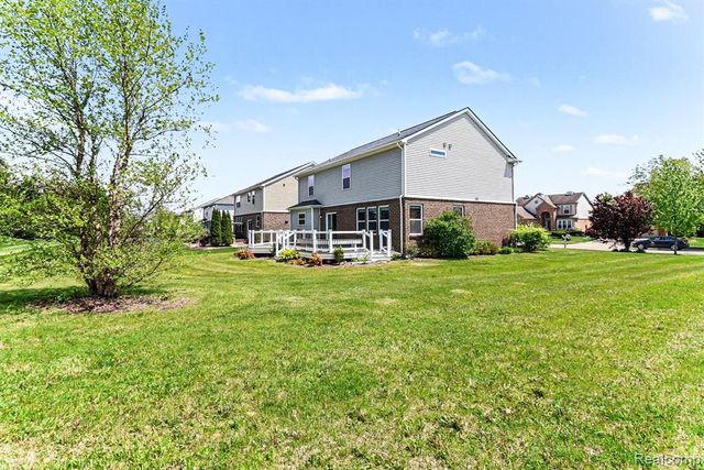 7558 Abigail Dr, Ypsilanti, MI 48198