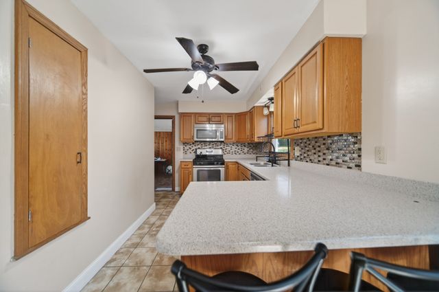 4115 ROYAL Avenue, Erie, PA 16509
