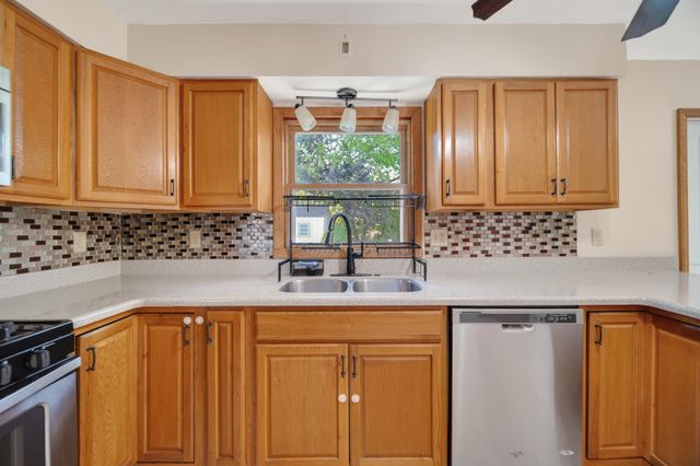 4115 ROYAL Avenue, Erie, PA 16509