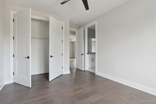 9 Annandale, Leonard, MI 48367