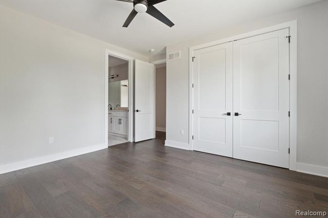 9 Annandale, Leonard, MI 48367