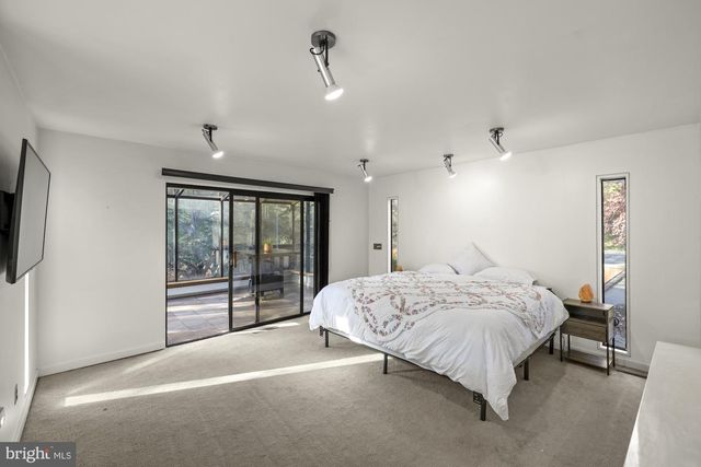 160 MYERS RD, East Berlin, PA 17316