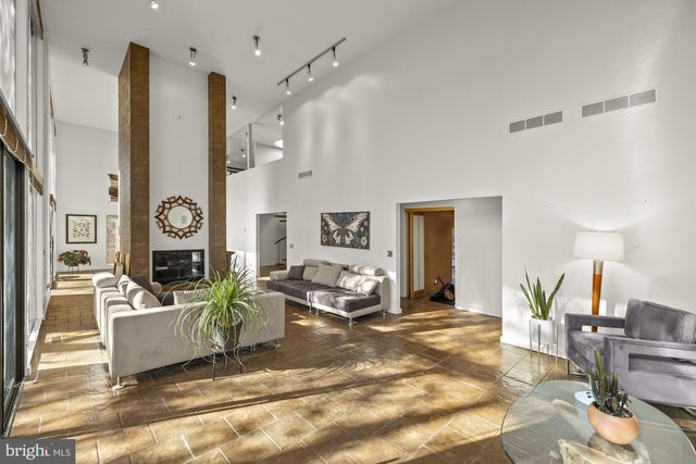 160 MYERS RD, East Berlin, PA 17316