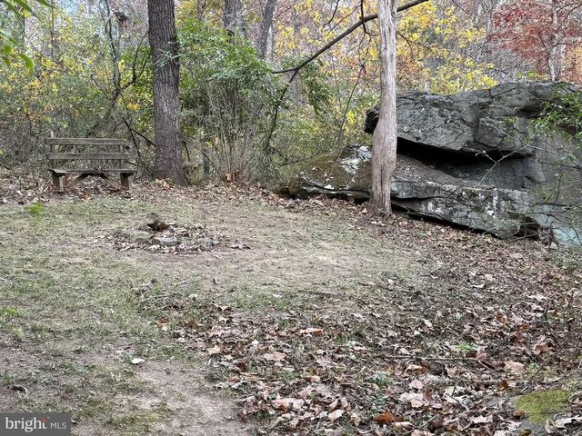 160 MYERS RD, East Berlin, PA 17316