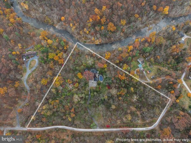 160 MYERS RD, East Berlin, PA 17316