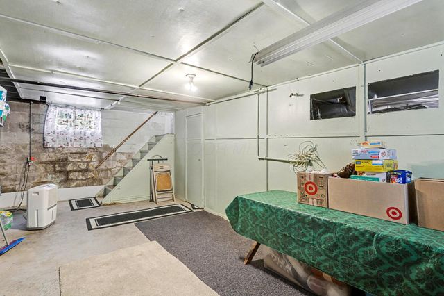 191 Neal Avenue, Newark, OH 43055