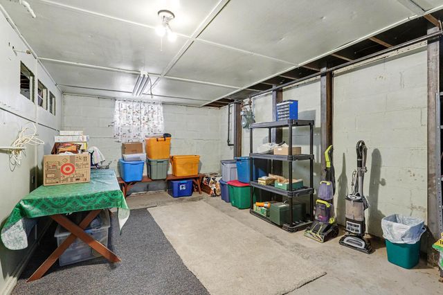 191 Neal Avenue, Newark, OH 43055