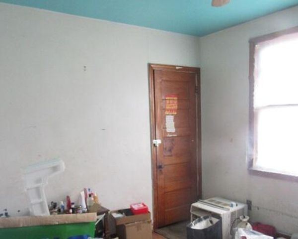 1322 W Concordia AVENUE, Milwaukee, WI 53206