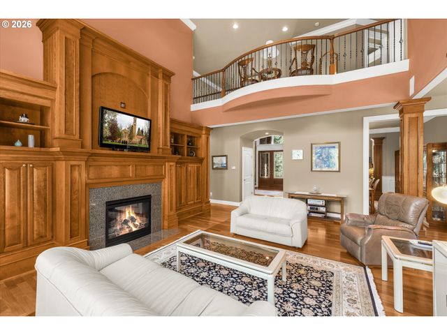 14053 Se CLAREMONT St, Happy Valley, OR 97086
